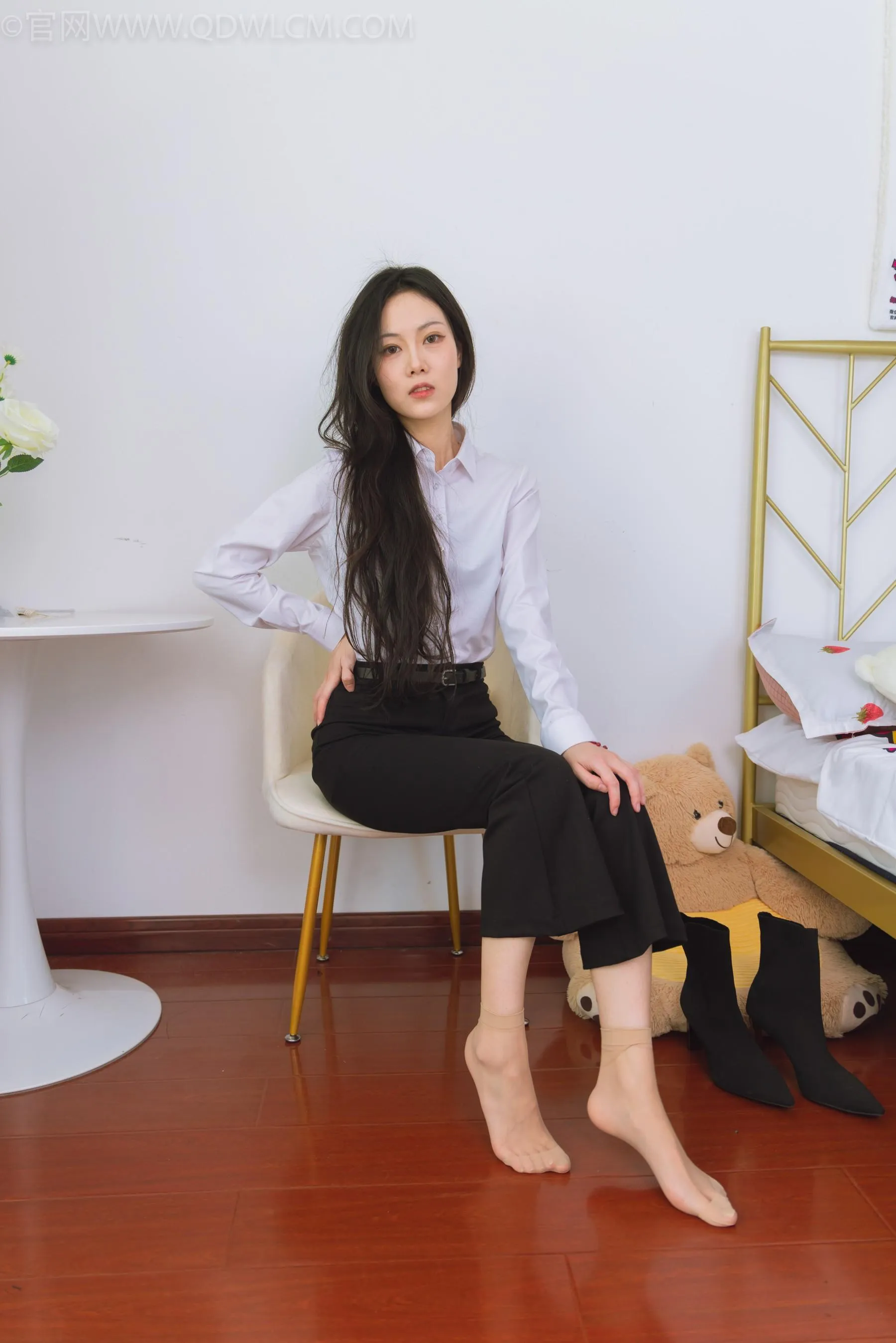 物恋传媒 NO.1503 康康-冷色月光 [151P]插图3